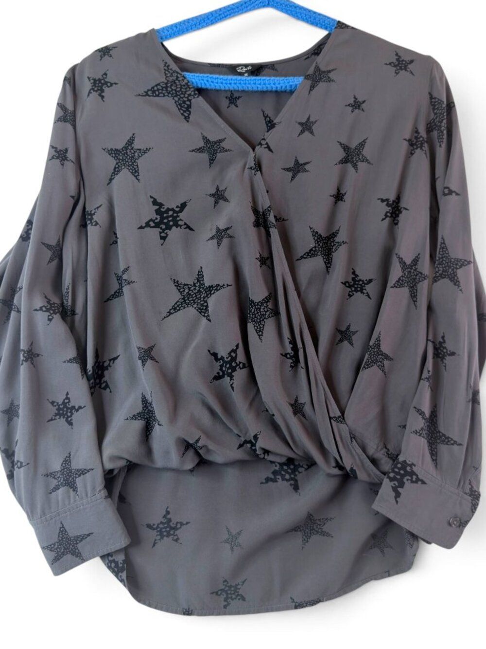 rails hillary charcoal cheetah star print wrap blouse xs high low hem - Picture 2 of 10